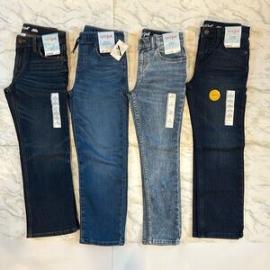Boys variety pack. You get one bootcut, athletic,skinny, and straight leg.